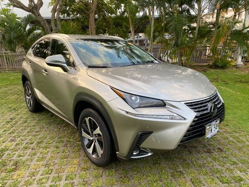Used 2018 Lexus NX 300 FWD image 19
