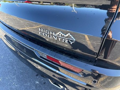 New 2026 Chevrolet Traverse High Country w/ LPO, Floor Liner Package image 6