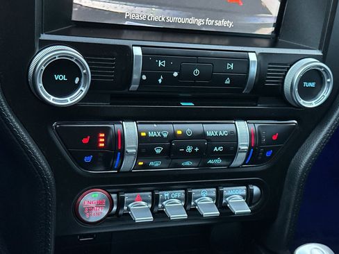 Used 2021 Ford Mustang Premium image 20