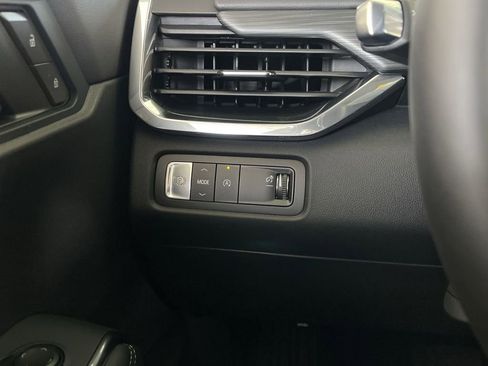 New 2026 GMC Acadia Elevation image 18