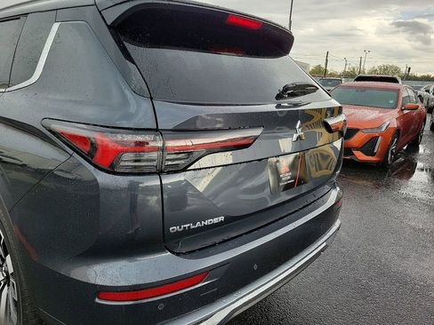 New 2025 Mitsubishi Outlander SEL image 6