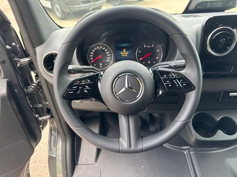 New 2025 Mercedes-Benz Sprinter 2500 image 14