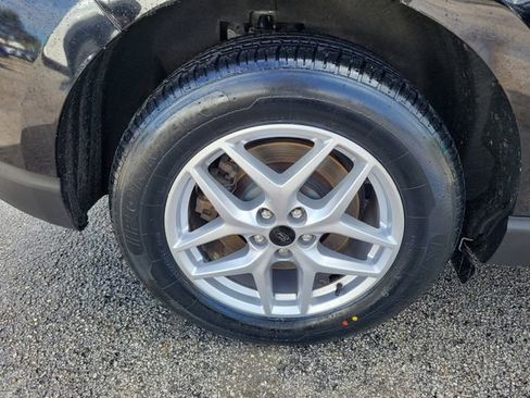 Used 2023 Ford Edge SEL image 7