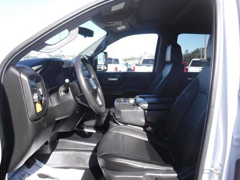Used 2022 GMC Sierra 2500 Pro w/ Convenience Package image 12