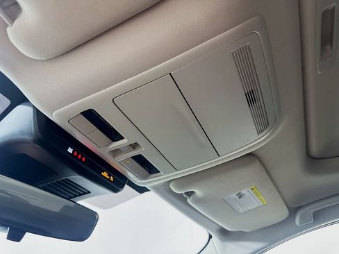 Used 2025 MAZDA CX-70 3.3 Turbo w/ Preferred Package image 32