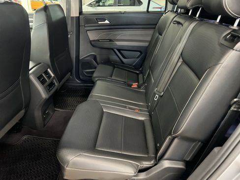 Used 2022 Volkswagen Atlas SE image 19
