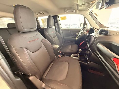 Certified 2023 Jeep Renegade Trailhawk image 16