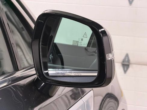 Used 2022 Kia Sorento S FWD image 15