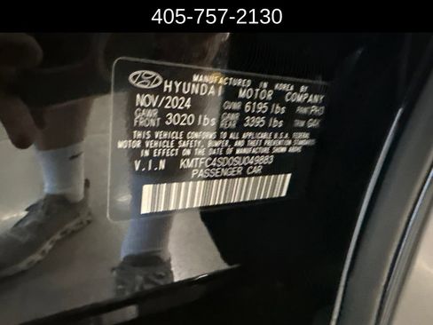 Used 2025 Genesis G90 3.5T AWD/4WD image 5