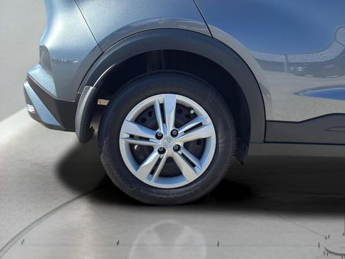 Used 2025 Nissan Kicks Play S FWD image 28