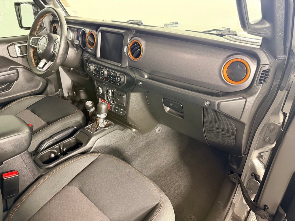 Used 2023 Jeep Gladiator Mojave w/ LED Lighting Group AWD/4WD image 35