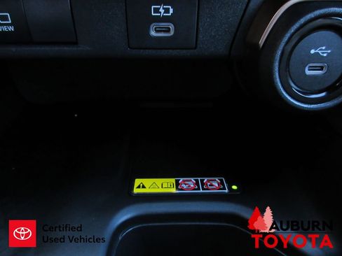 Used 2025 Toyota Grand Highlander AWD Hybrid image 45