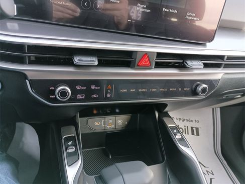 New 2026 Kia Sorento S w/ S Panoramic Sunroof Package image 22