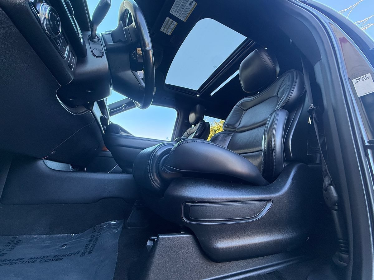 Used 2019 Lincoln Navigator L Select RWD image 41