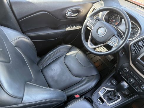 Used 2015 Jeep Cherokee Limited w/ Trailer Tow Group image 9