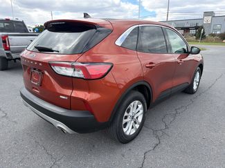 Certified 2020 Ford Escape SE video 3