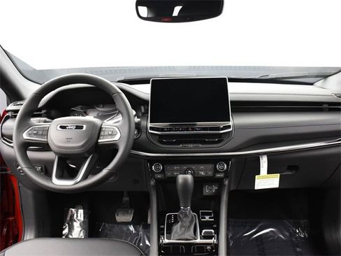 New 2026 Jeep Compass Limited image 9