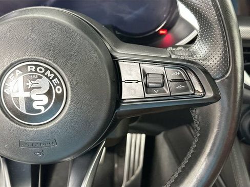 Used 2024 Alfa Romeo Stelvio Veloce AWD/4WD image 22