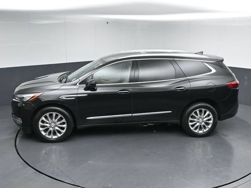 Used 2020 Buick Enclave Premium w/ Sun and Sites Package AWD/4WD image 49