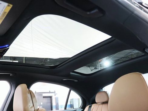 Used 2024 Mercedes-Benz E 350 4MATIC Sedan w/ Driver Assistance Package image 11