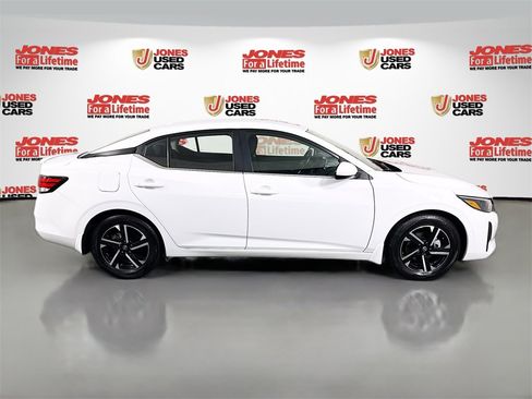 Certified 2025 Nissan Sentra SV w/ Lighting Package image 16