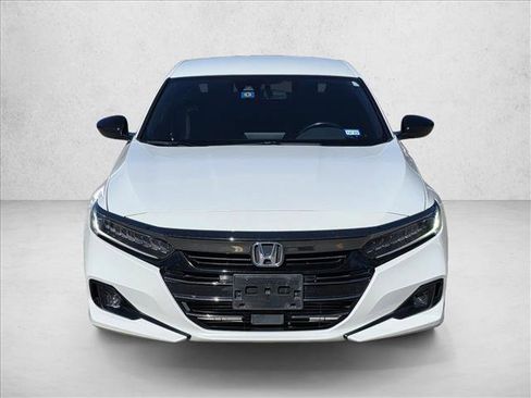 Used 2022 Honda Accord Sport image 2