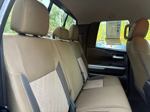 Used 2017 Toyota Tundra SR5 w/ SR5 Upgrade Package image 28