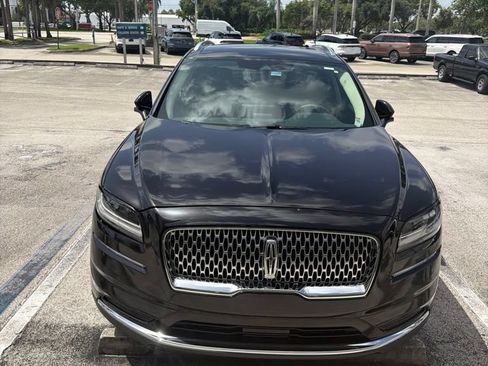 Certified 2023 Lincoln Nautilus FWD image 2