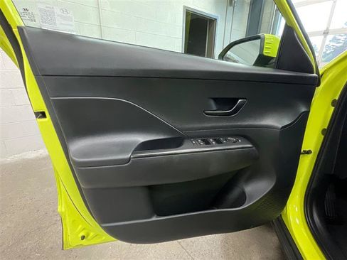 Used 2024 Hyundai Kona SEL w/ Convenience Package FWD image 10