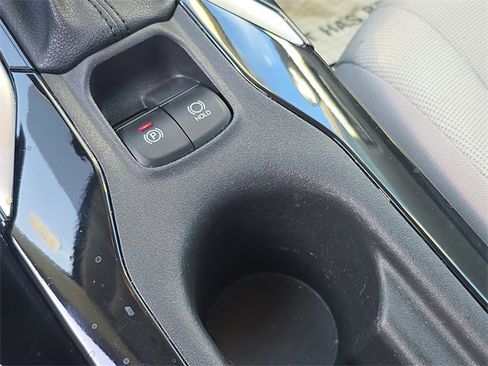 Used 2020 Toyota Corolla LE image 27