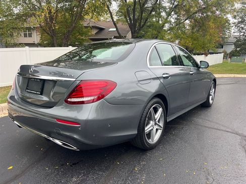 Used 2017 Mercedes-Benz E 300 4MATIC image 6