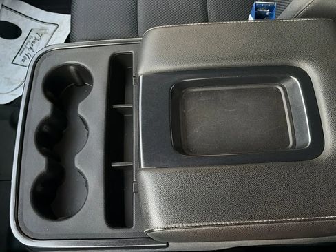 Used 2019 Chevrolet Silverado 1500 LT w/ All Star Edition image 45