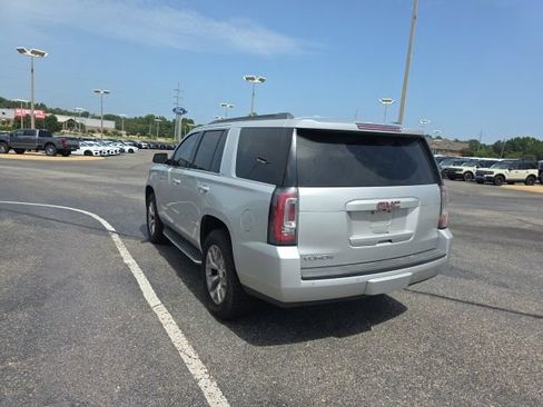 Used 2016 GMC Yukon SLT w/ Open Road Package AWD/4WD image 5