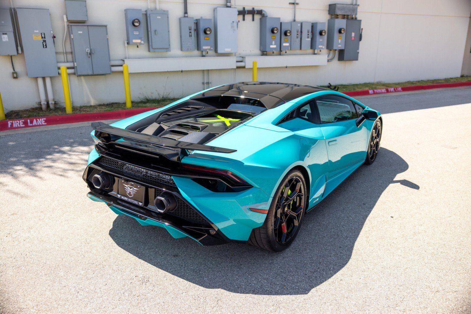 Used 2024 Lamborghini Huracan Tecnica RWD image 5