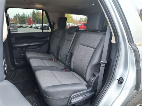 Used 2024 Ford Expedition XLT image 22
