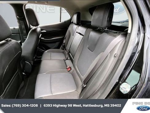 Used 2022 Buick Encore GX Select w/ Advanced Technology Package image 18