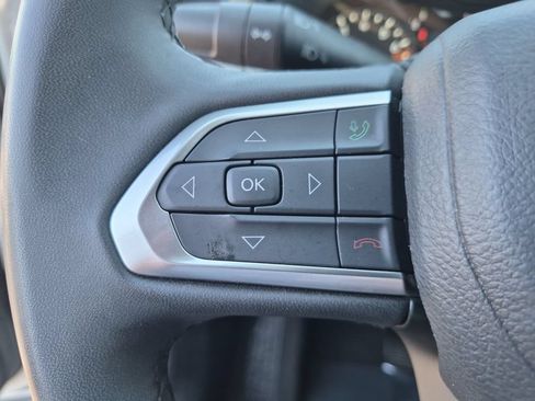 Used 2024 Jeep Compass Latitude AWD/4WD image 18