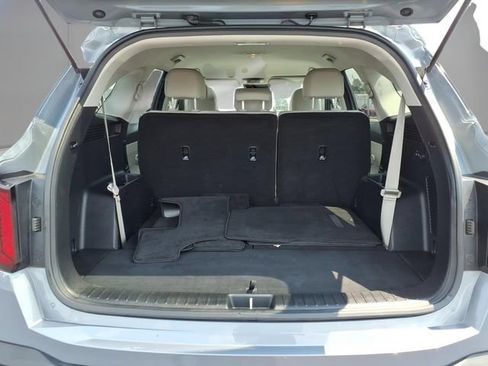 Used 2025 Kia Sorento S FWD image 33