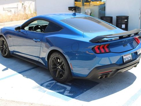Used 2024 Ford Mustang GT RWD image 6