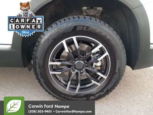 Used 2022 Hyundai Santa Fe Blue image 32