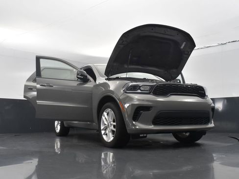 Used 2024 Dodge Durango GT image 31