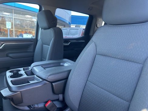 Used 2022 Chevrolet Silverado 1500 LT image 11