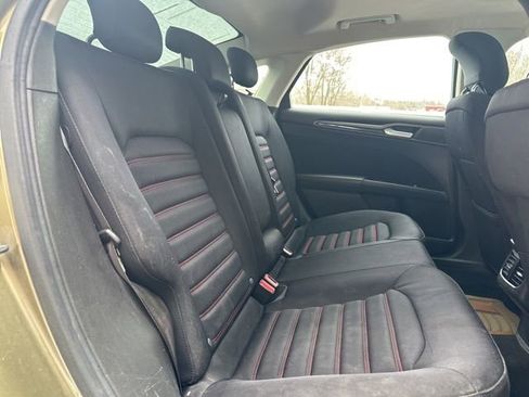 Used 2013 Ford Fusion SE image 11