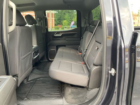 Used 2022 GMC Sierra 1500 Elevation AWD/4WD image 22