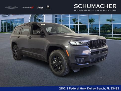 New 2025 Jeep Grand Cherokee L Laredo RWD image 1