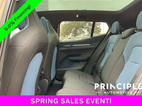 New 2026 Volvo EX30 Cross Country Ultra image 30