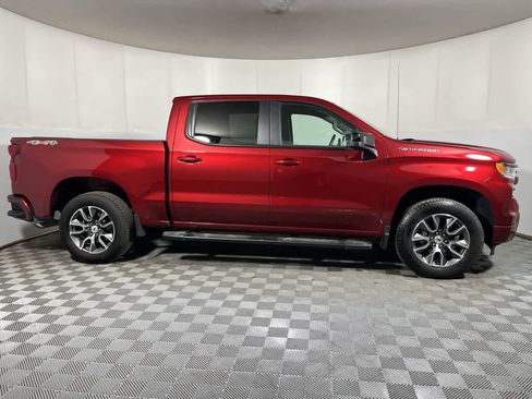 Used 2025 Chevrolet Silverado 1500 RST AWD/4WD image 9