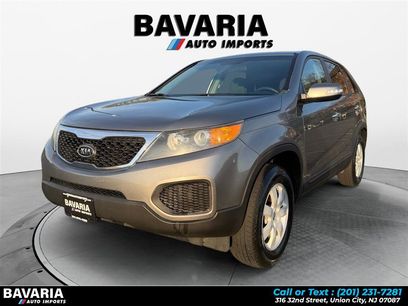 Used 2012 Kia Sorento LX w/ Third Row Pkg