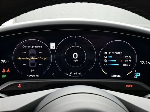 Certified 2022 Porsche Taycan 4S image 9