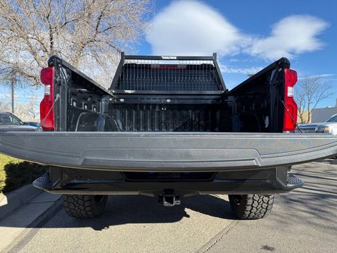 Used 2022 Chevrolet Silverado 1500 Custom w/ Safety Confidence Package image 18